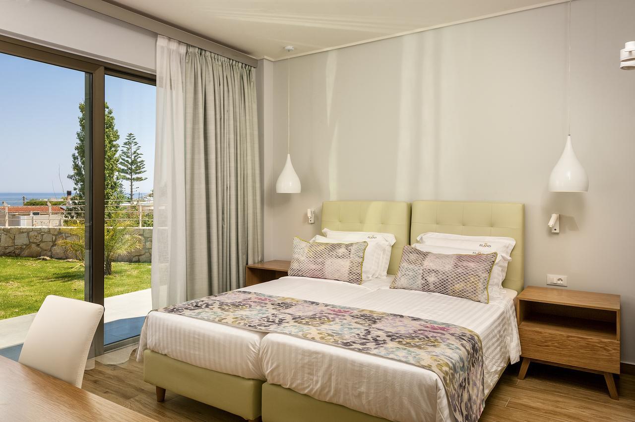 Eland Dream Villas Kalamaki Екстериор снимка